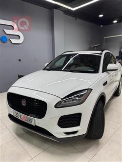 جاكوار إي- بيس